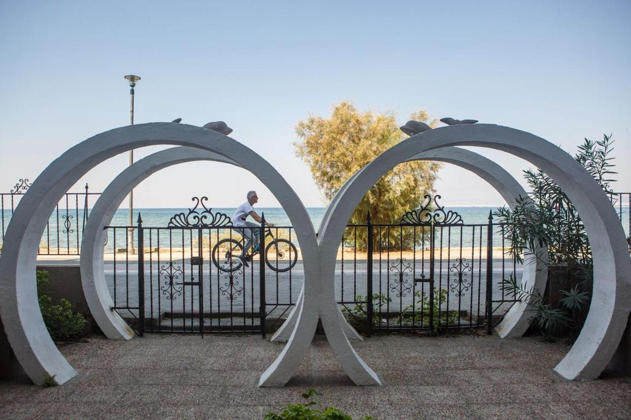 Metaxa Seafront Apartment Peraía Kültér fotó