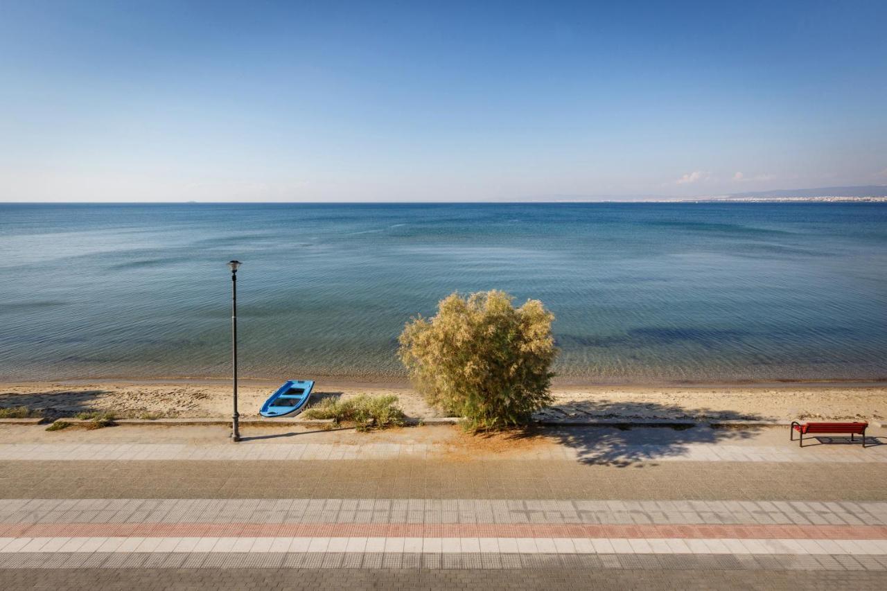 Metaxa Seafront Apartment Peraía Kültér fotó